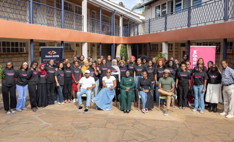 Hack4Freedom and Dada Devs Train Women to Build on Bitcoin